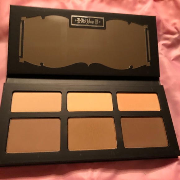 Kat Von D Other - Kat Von D Shade and Light Contour Palette